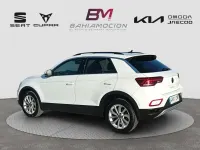 Usado VW T-Roc Life 110 CV (80 kW) 2022 Blanco SUV