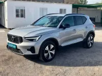 Usado Volvo XC40 Ultimate 179 HP (131 kW) 2023 Cinzento SUV