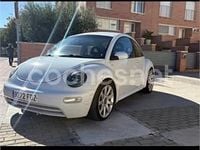 Usado VW New Beetle 90 CV (66 kW) 2000 Blanco Utilitario