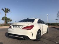 Usado Mercedes CLA200 AMG line 136 CV (100 kW) 2016 Blanco Berlina