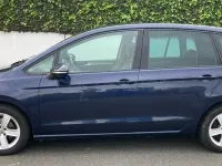 Usado VW Golf Sportsvan Advance 110 CV (80 kW) 2016 Azul Monovolumen