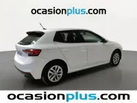 Usado Skoda Fabia Selection 95 CV (69 kW) 2024 Blanco Berlina