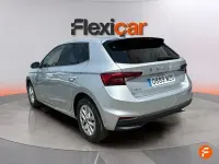 Usado Skoda Fabia Selection 95 CV (69 kW) 2025 Gris Utilitario
