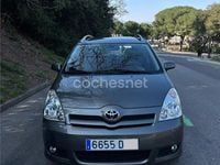 Usado Toyota Corolla Verso Sol 129 CV (94 kW) 2005 Gris / plata Monovolumen