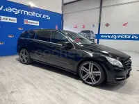 Usado Mercedes R350 265 CV (194 kW) 2012 Negro Monovolumen