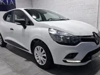 Usado Renault Clio IV Business 76 CV (55 kW) 2019 Blanco Berlina