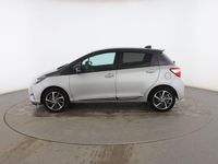 Usado Toyota Yaris Active 110 CV (80 kW) 2019 Gris Utilitario
