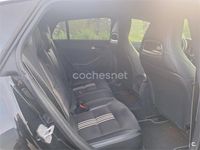 Usado Mercedes CLA200 Shooting Brake AMG line 136 CV (100 kW) 2017 Negro Familiar