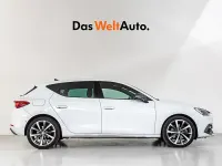 Usado Seat Leon FR 150 CV (110 kW) 2025 Blanco