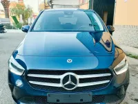 Usado Mercedes B180 136 CV (100 kW) 2022 Azul Utilitario