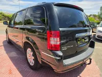 Usado Chrysler Grand Voyager Limited 163 CV (119 kW) 2012 Negro Monovolumen