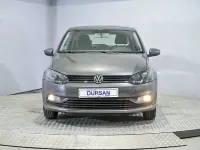 Usado VW Polo Edition 60 CV (44 kW) 2015 Gris / plata Berlina