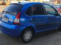 Usado Citroën C3 Exclusive 70 CV (51 kW) 2005 Azul Berlina