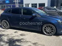 Usado Renault Mégane Zen 130 CV (95 kW) 2018 Azul Berlina