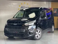 Usado Ford Tourneo Connect Titanium 120 CV (88 kW) 2017 Negro Monovolumen