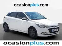 Usado Hyundai i20 75 CV (55 kW) 2017 Blanco Utilitario