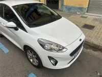Usado Ford Fiesta Trend 85 CV (62 kW) 2019 Blanco Utilitario