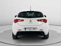 Usado Alfa Romeo Giulietta Distinctive 105 CV (77 kW) 2016 Blanco Utilitario
