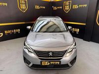 Usado Peugeot 5008 Active 130 CV (95 kW) 2018 Gris / plata Monovolumen