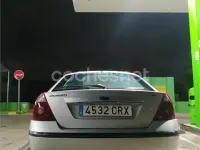 Usado Ford Mondeo Ghia 130 CV (95 kW) 2004 Gris / plata Berlina