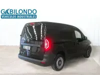 Usado Renault Kangoo 95 CV (69 kW) 2023 Negro Monovolumen