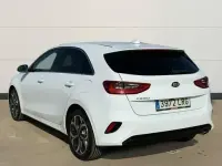Usado Kia Ceed 100 CV (73 kW) 2021 Blanco Utilitario