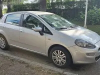 Usado Fiat Punto Easy 95 CV (69 kW) 2014 Gris Utilitario