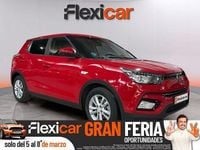 Usado Ssangyong (KGM) Tivoli Limited 128 CV (94 kW) 2017 Rojo SUV