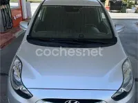 Usado Hyundai ix20 115 CV (84 kW) 2015 Gris / plata Utilitario