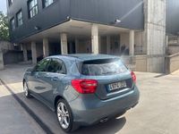 Usado Mercedes A180 Urban 109 HP (80 kW) 2012 Verde Sedan