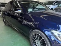 Usado Mercedes C220 170 CV (125 kW) 2015 Azul Familiar