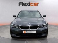 Usado BMW 318 151 CV (111 kW) 2021 Gris Familiar