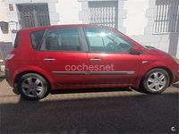 Usado Renault Scénic II Dynamique 100 CV (73 kW) 2005 Rojo Monovolumen