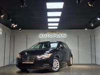 Usado Seat Leon Style 105 CV (77 kW) 2014 Negro Berlina