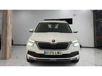 Usado Skoda Kamiq Ambition 110 CV (80 kW) 2022 Blanco SUV