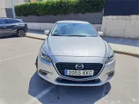 Usado Mazda 3 120 CV (88 kW) 2018 Gris / plata Berlina