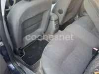Usado Ford Mondeo Ghia 88 CV (64 kW) 2000 Azul Berlina