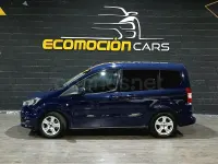 Usado Ford Tourneo Courier Trend 100 CV (73 kW) 2017 Azul Monovolumen