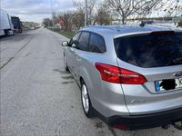 Usado Ford Focus Active 125 CV (91 kW) 2018 Gris Utilitario