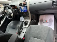 Usado Toyota Corolla Active 101 CV (74 kW) 2011 Negro Berlina