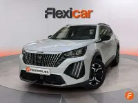 Usado Peugeot 2008 Allure 102 CV (75 kW) 2024 Blanco SUV