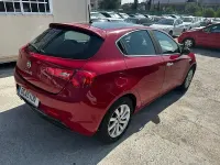 Usado Alfa Romeo Giulietta 120 CV (88 kW) 2016 Rojo Utilitario