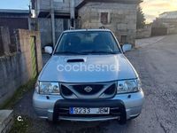 Usado Nissan Terrano 154 HP (113 kW) 2003 Cinzento SUV