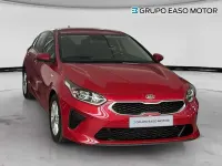Usado Kia Ceed 101 CV (74 kW) 2021 Rojo Utilitario