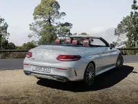 Usado Mercedes C300 245 CV (180 kW) 2016 Gris / plata Descapotable