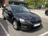 Usado Skoda Octavia Ambition 116 CV (85 kW) 2017 Negro Familiar