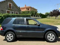 Usado Mercedes ML320 218 CV (160 kW) 2002 Azul SUV