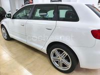 Usado Audi A3 Attraction 105 CV (77 kW) 2010 Blanco Berlina