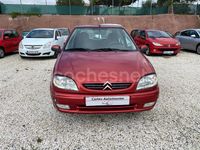 Usado Citroën Saxo 58 CV (42 kW) 2001 Granate Utilitario
