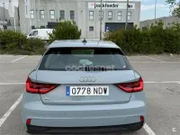 Usado Audi A1 Sportback 110 CV (80 kW) 2022 Gris / plata Utilitario